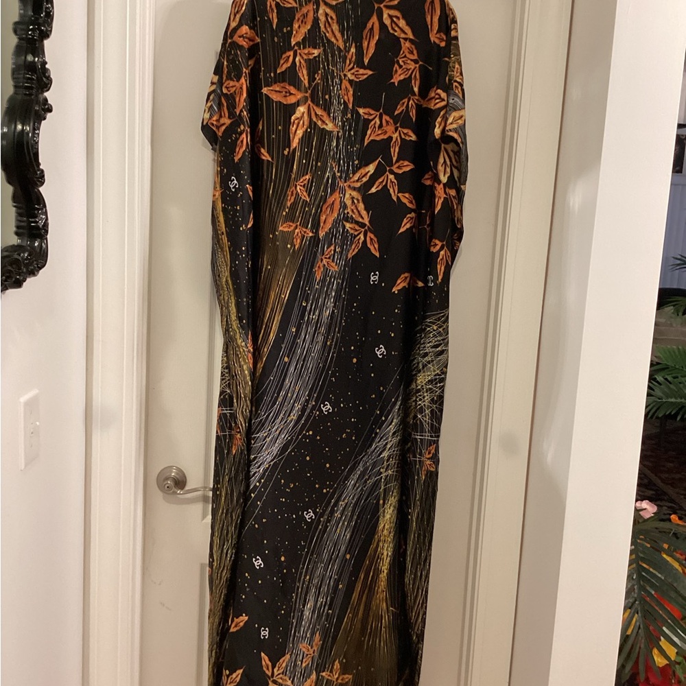 Elegant Black and Orange Kimono Caftan Dress - Picture 3 of 7